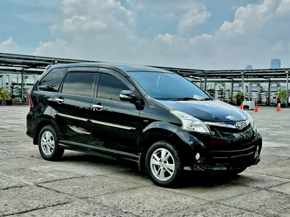 Toyota Avanza Veloz 1.5 Automatic 2013