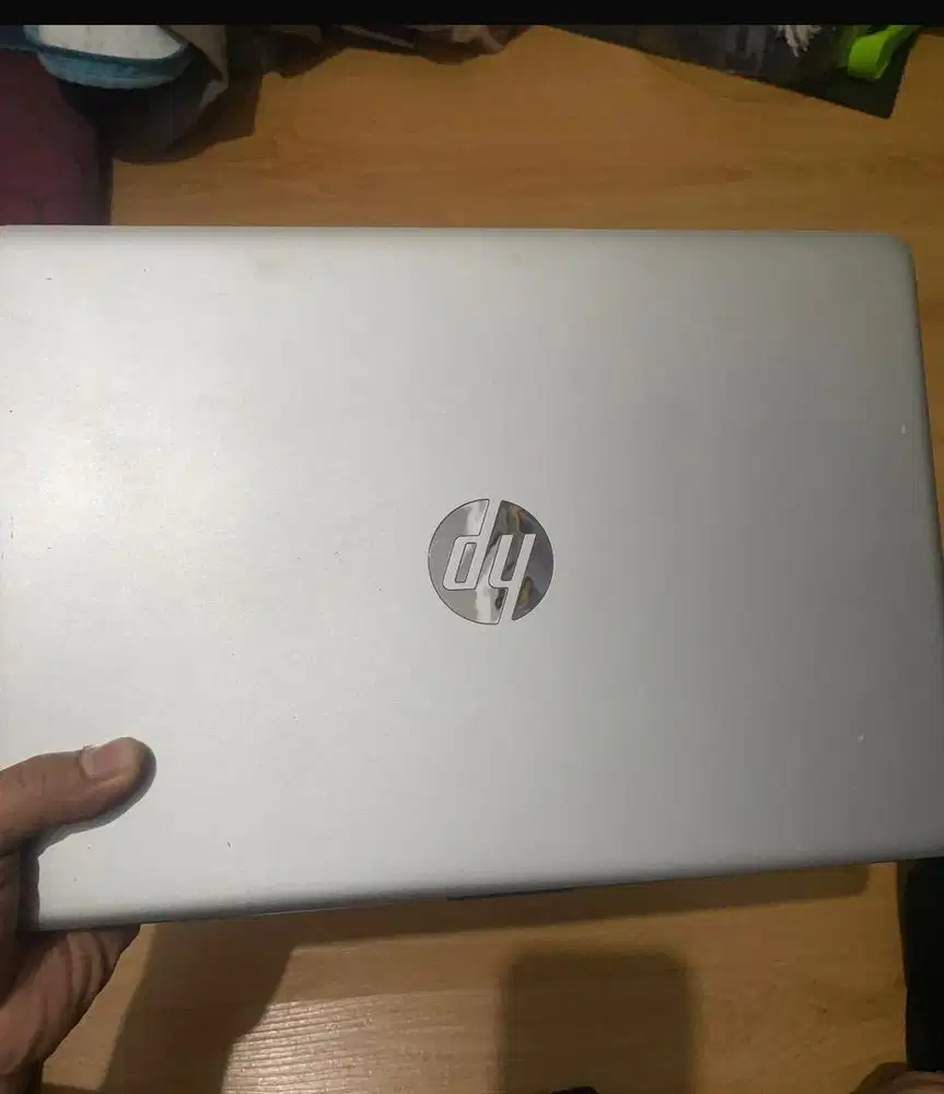 Laptop HP model 14 S Kondisi baik