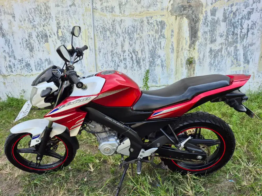 Yamaha Vixion ‼️ , Th 2014 , Merah