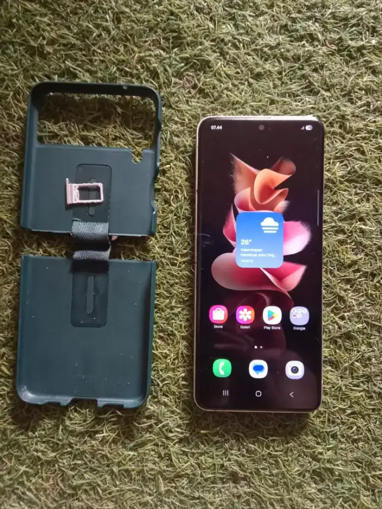 SAMSUNG Z FLIP 3 RAM 8+8/256 TFT