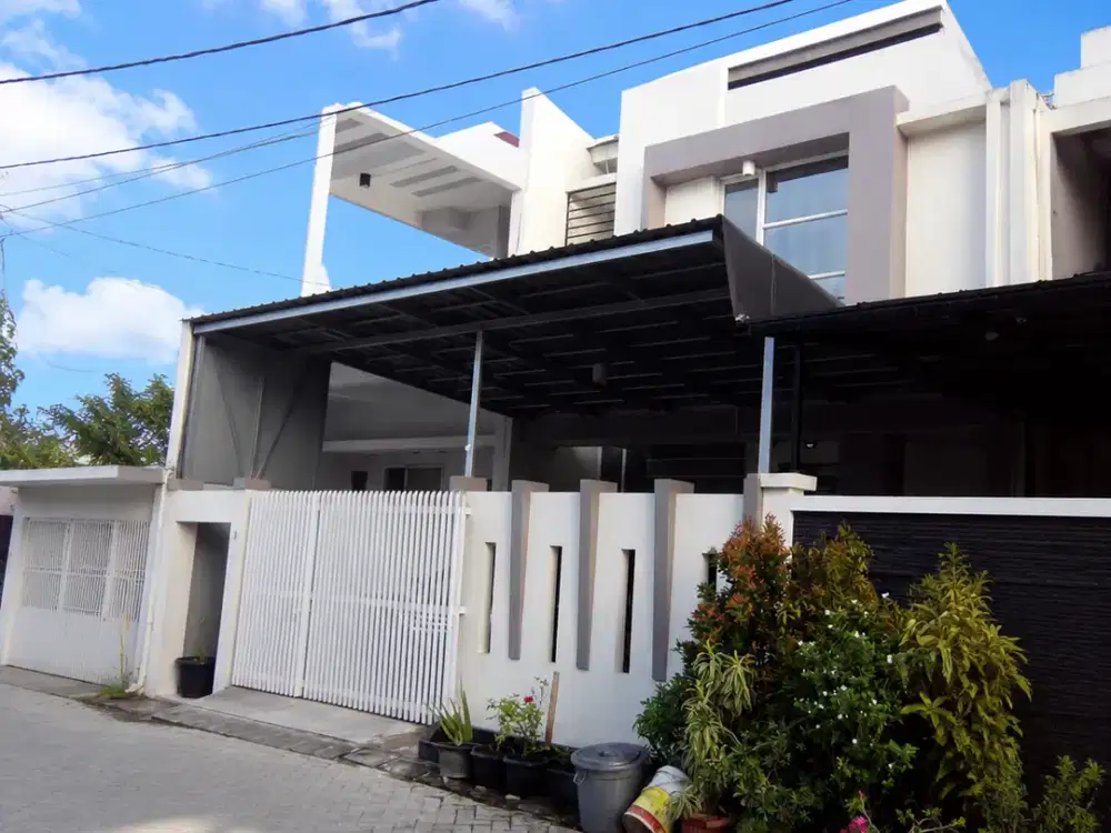 Dijual Cepat Rumah 2,5 Lantai Cluster Poris Paradise Tangerang – Semi Furnished SHM