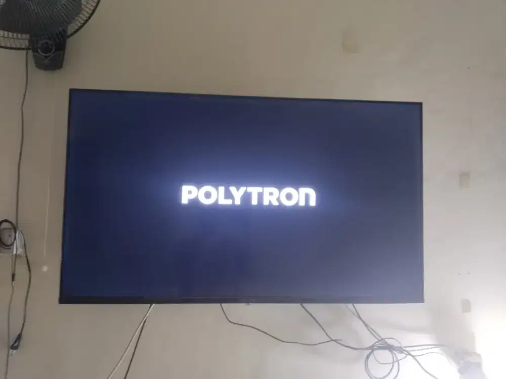 Polytron Smart Cinemax Google TV