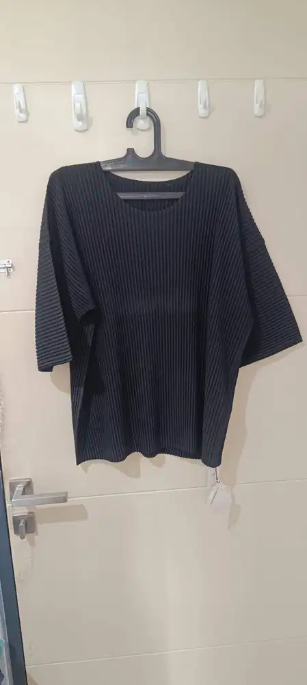 homme plisse Issey Miyake, original masih ada tag dan barcode