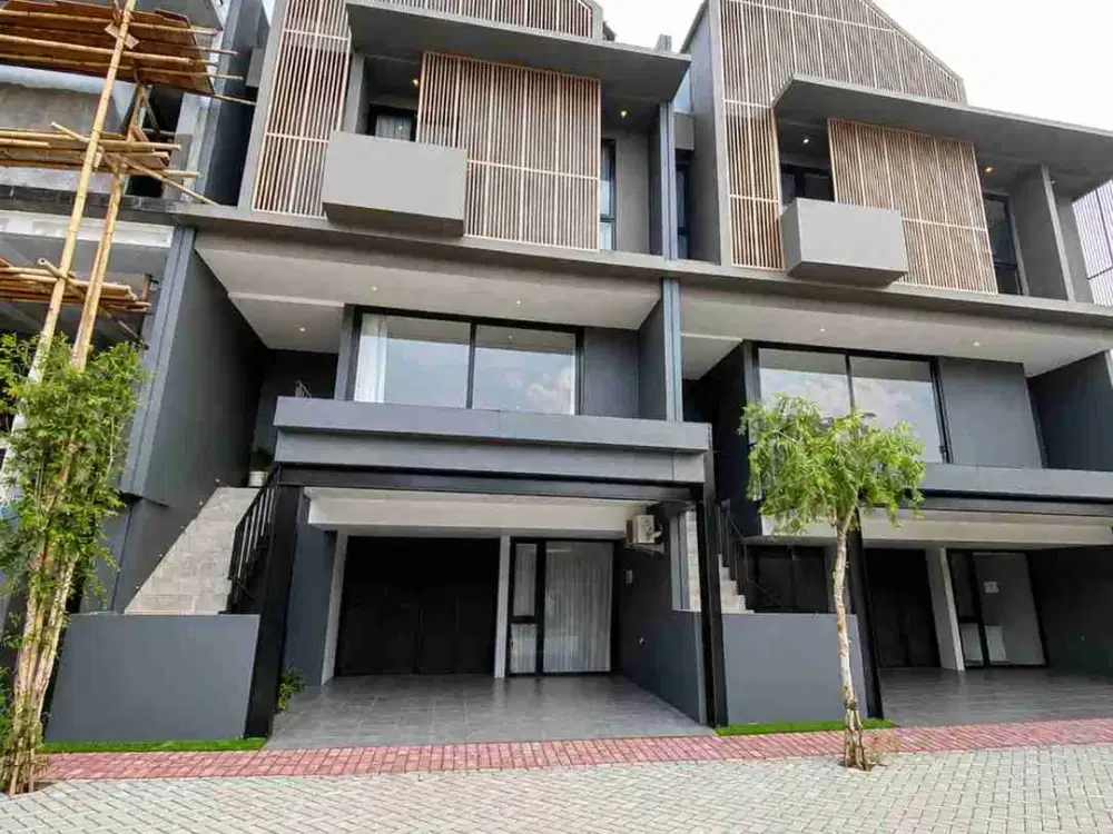 Exclusive townhouse Jagakarsa dengan Connecting Balcony