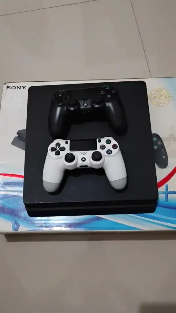 Ps4 slim seri fw 11