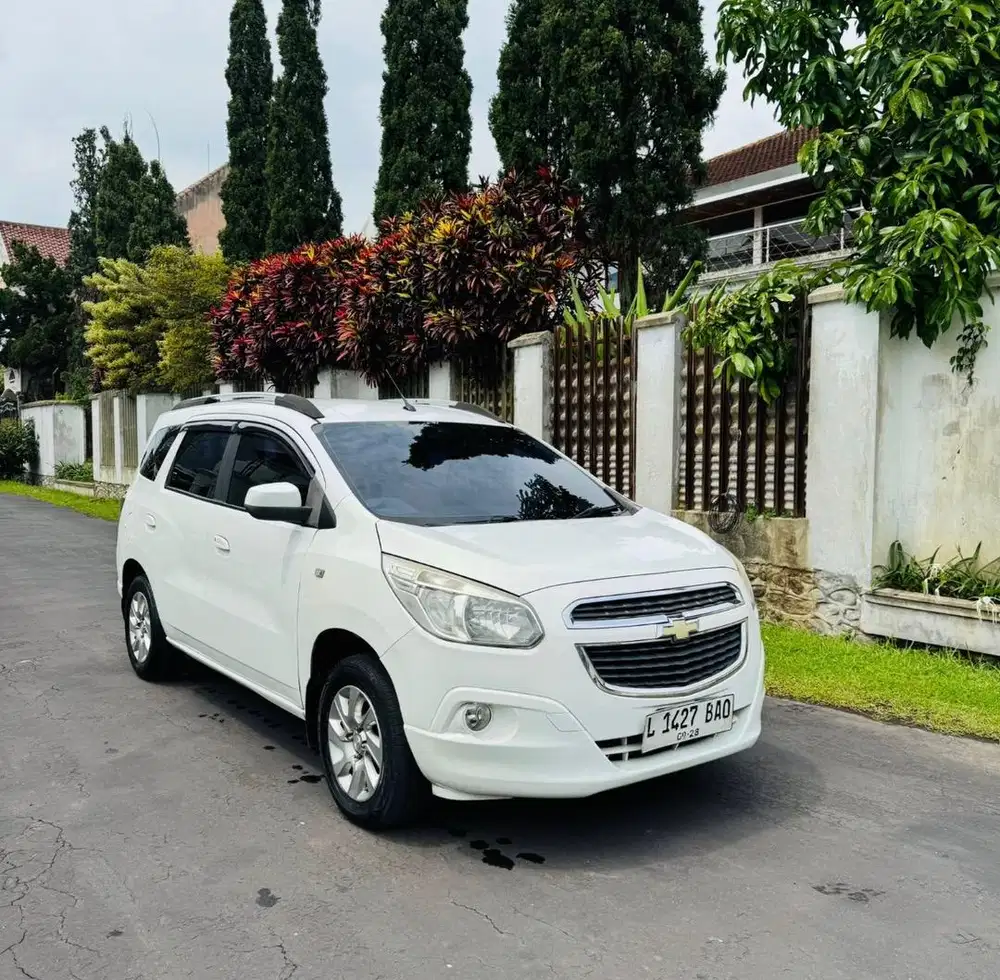 Chevrolet Spin 1.5 LTZ AT Pajak baru Full Original Siap pakai
