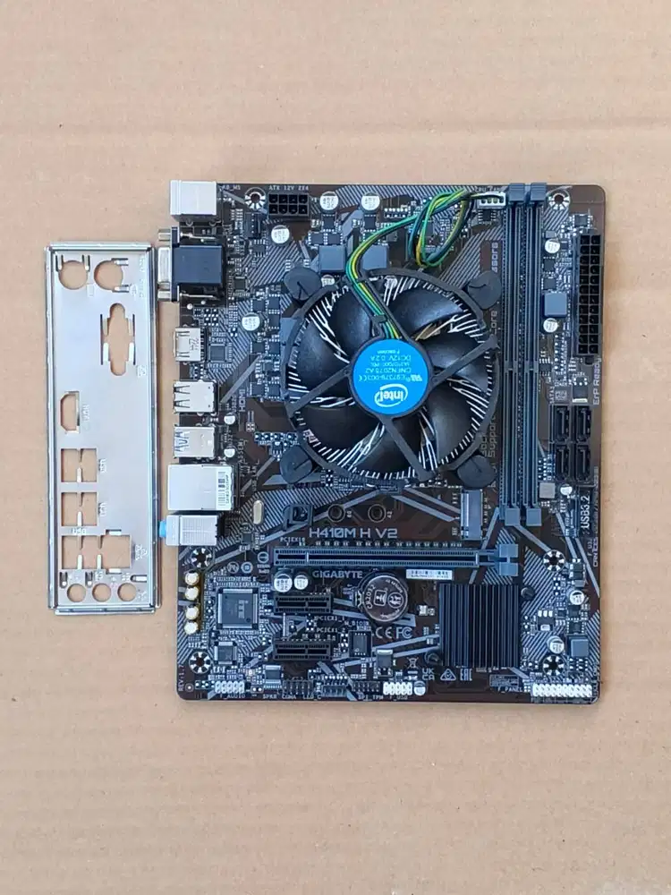 paket mobo gigabyte H410+proc core i5 10400+fan hetsink fisik mulus