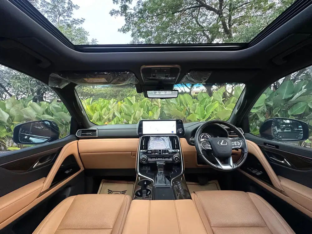 Lexus LX600 Luxury 4x4 AT