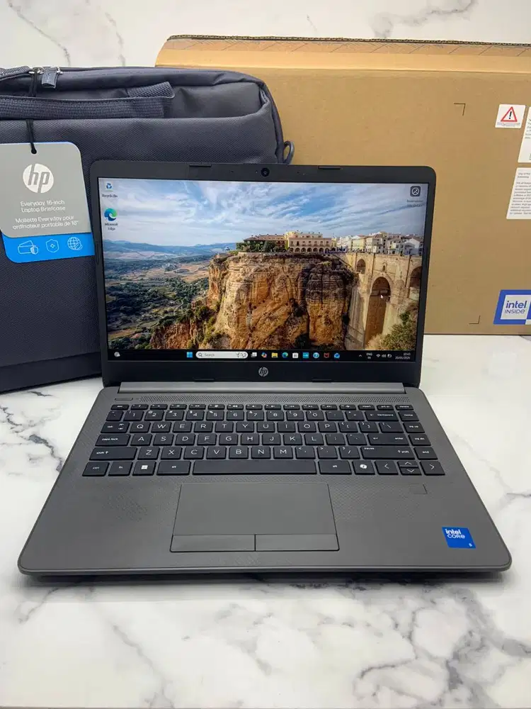 HP EliteBook 430 G8 Core i5-1135G7 RAM 8GB SSD 256GB Iris Xe