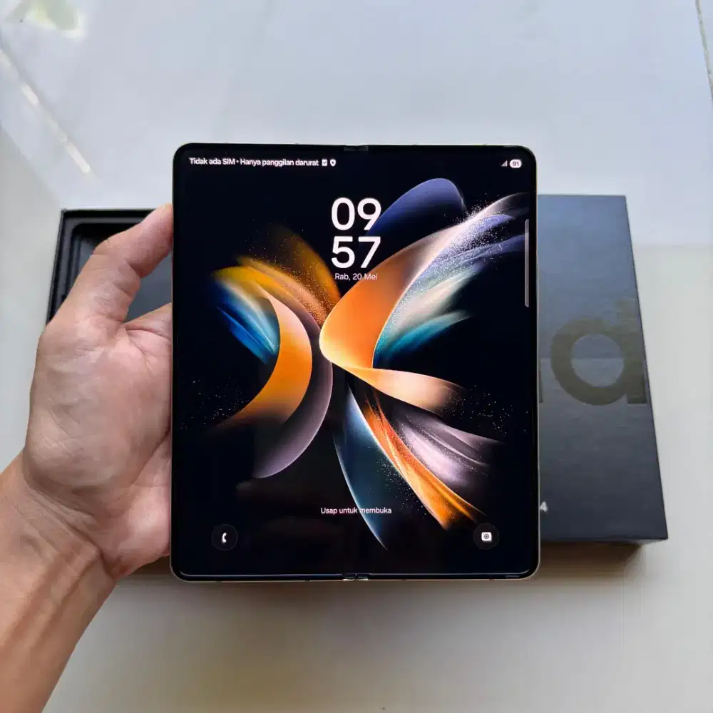 Samsung Galaxy Z Fold 4 5G 12/512 Beige Garansi SEIN Indonesia