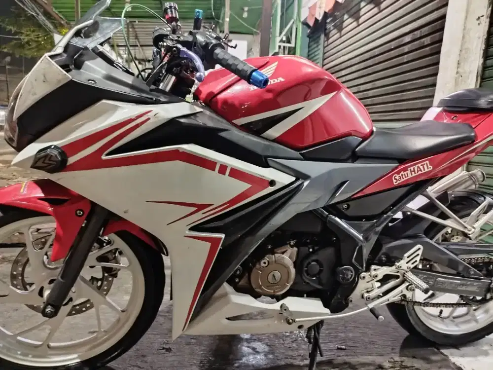 Honda CBR 150 R 2018