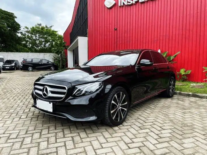 Mercedes Benz E200 Avantgarde Line AT Matic 2019 Sedan Luxury