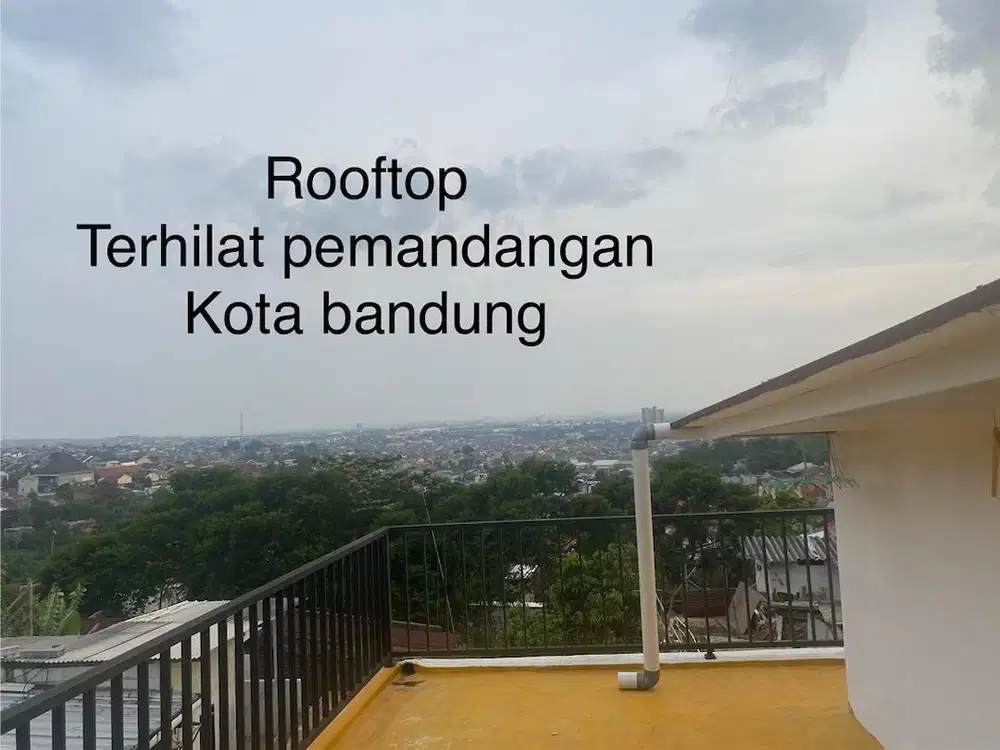 Bismilah Di Jual Rumah 2 Lantai  Plus Rooftop