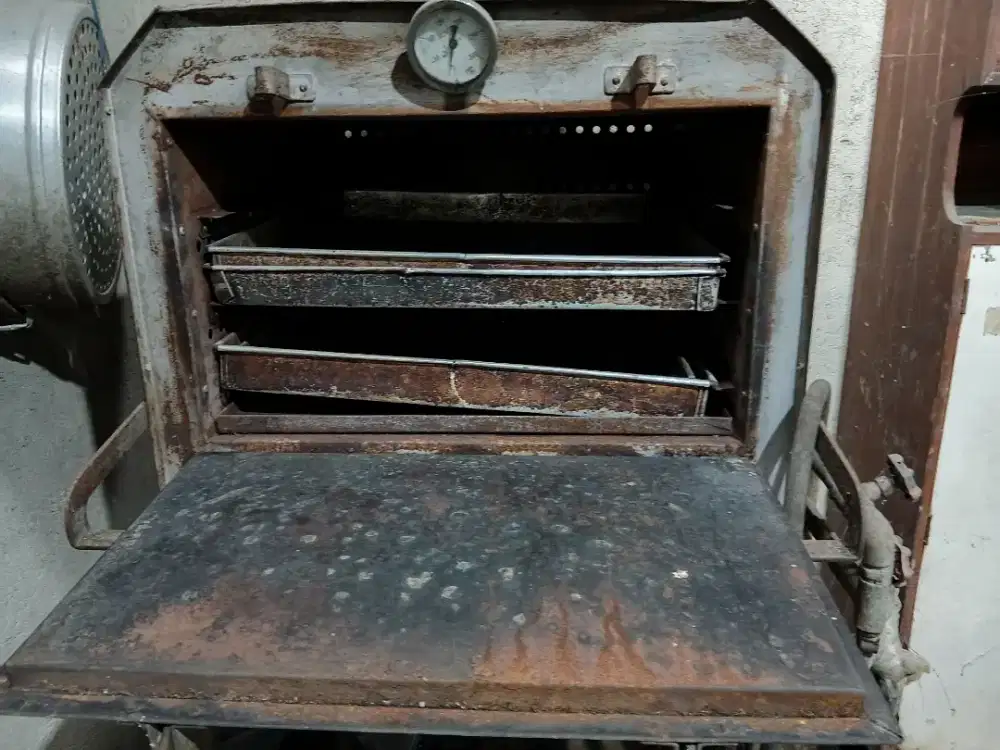 Di jual oven gas