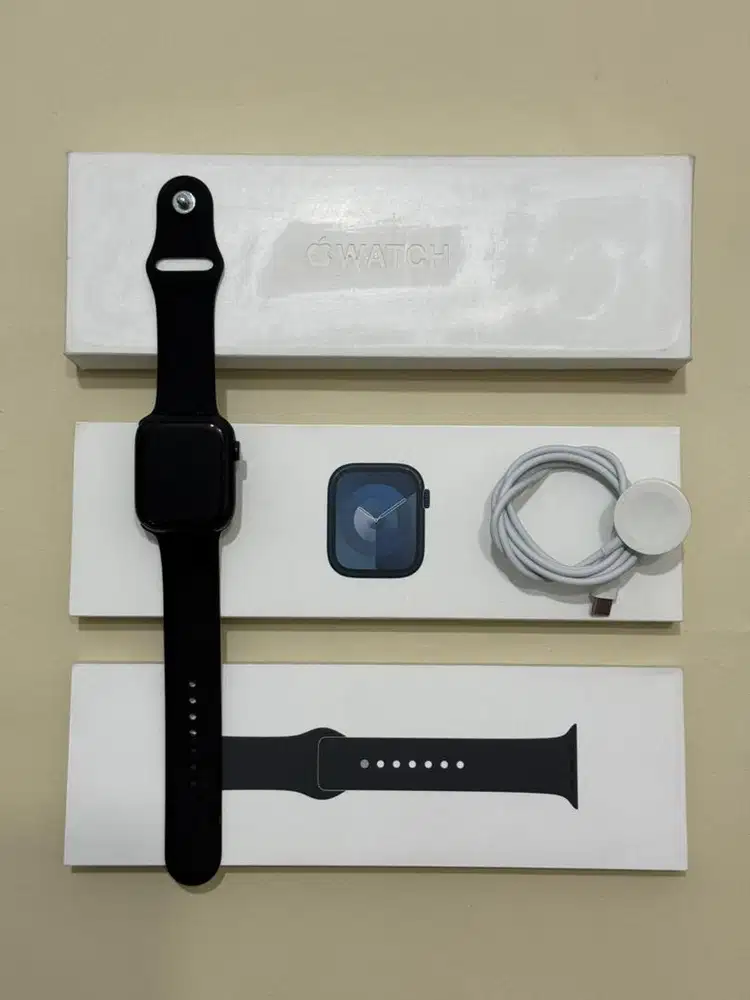 Apple Watch Series 9 45mm - ex iBox