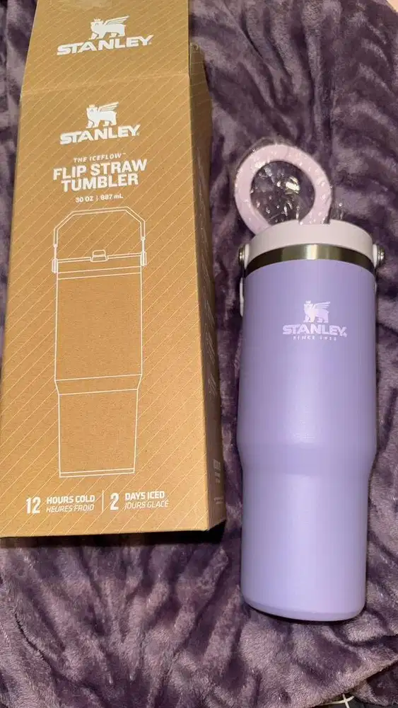 Tumbler Stanley flip straw 30oz BNIB