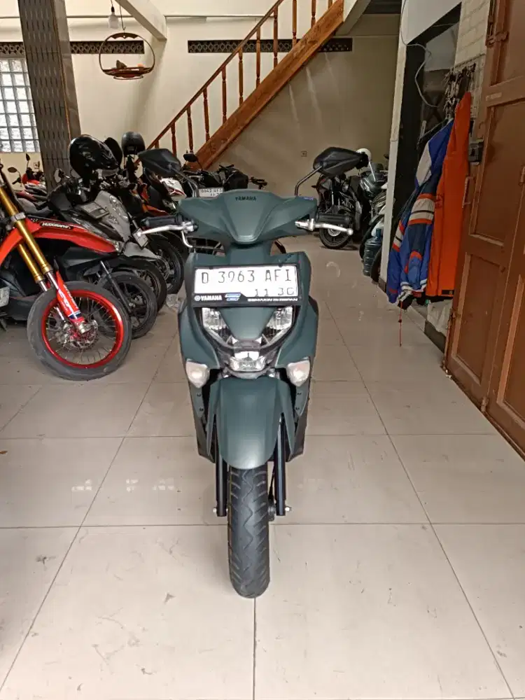 GEAR ULTIMA HYBRID 2025 KM 900