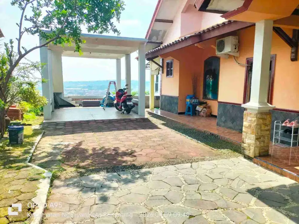 Rumah Second 2 Lantai View Bagus di Manyaran Semarang
