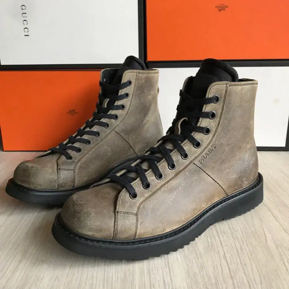 Prada boots sepatu bot kulit second original 45