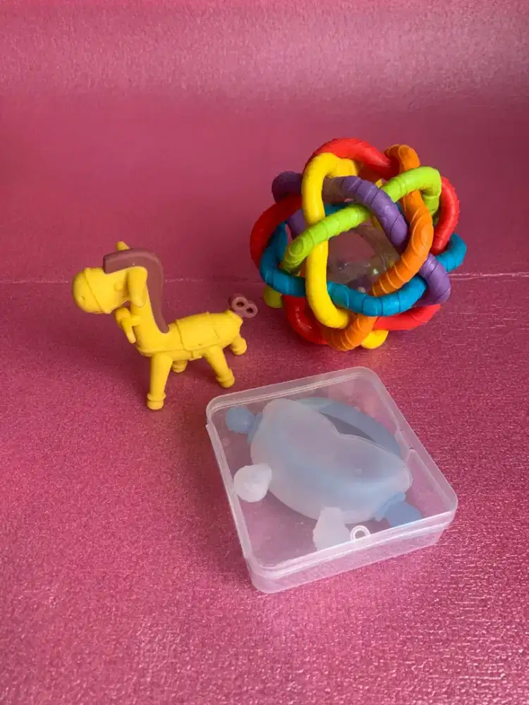 mothercare playgro bendy ball + bonus teether