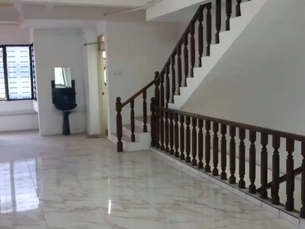 DISEWAKAN Ruko di Gunung Sahari  Jakarta Pusat
