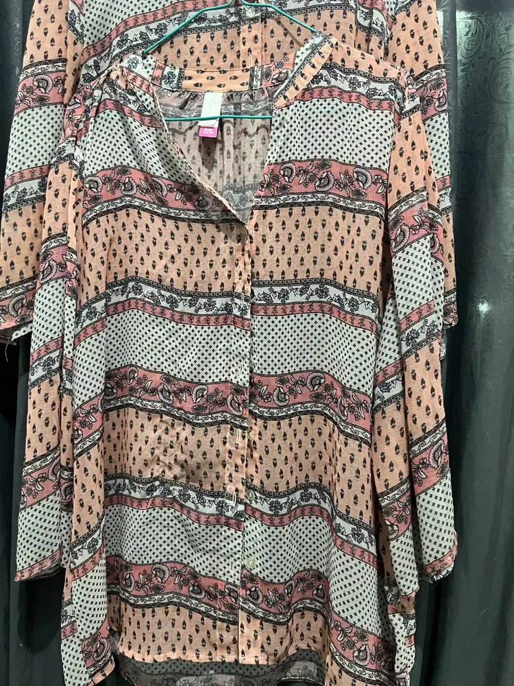 MENERIMA PENJUALAN BAJU BEKAS