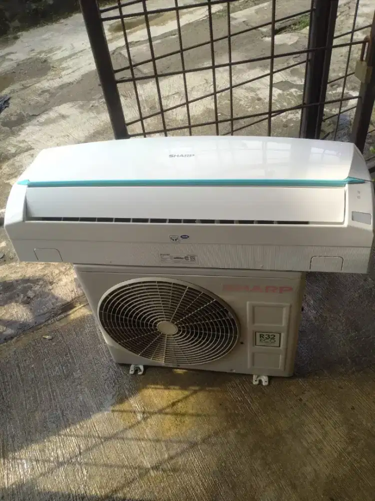 Ac sharp 1 pk r32 dingin