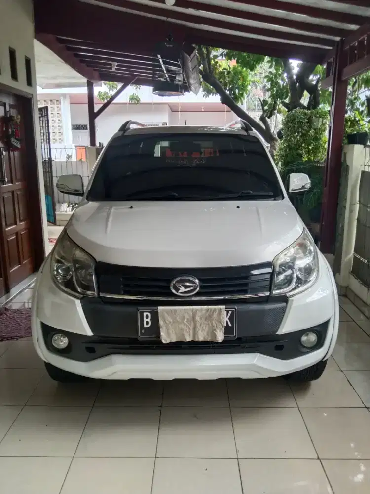 Daihatsu terios 2016 R MT Putih tangan 1 dari baru pemilik langsung