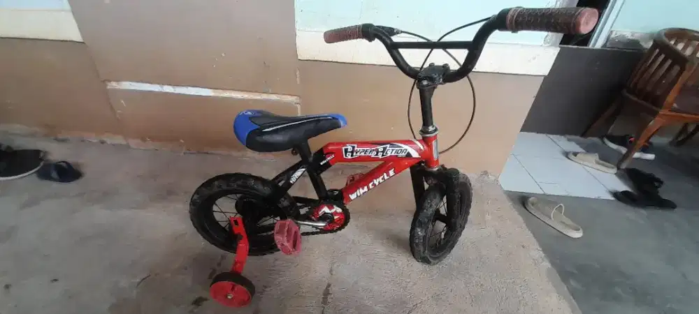 Sepeda anak bekas