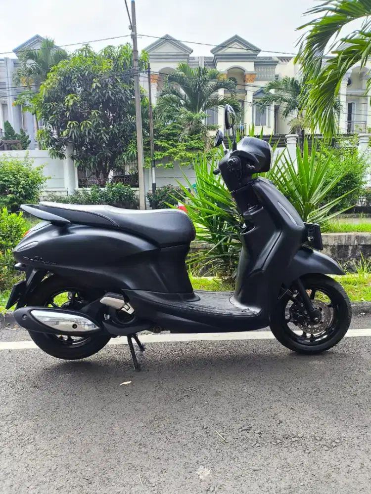 Yamaha Grand Filano 2023 Hybrid Gress Low KM