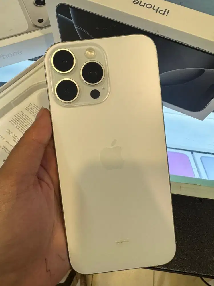 iPhone 16 Pro Max 256GB White Ex iBox BH 91% Lengkap