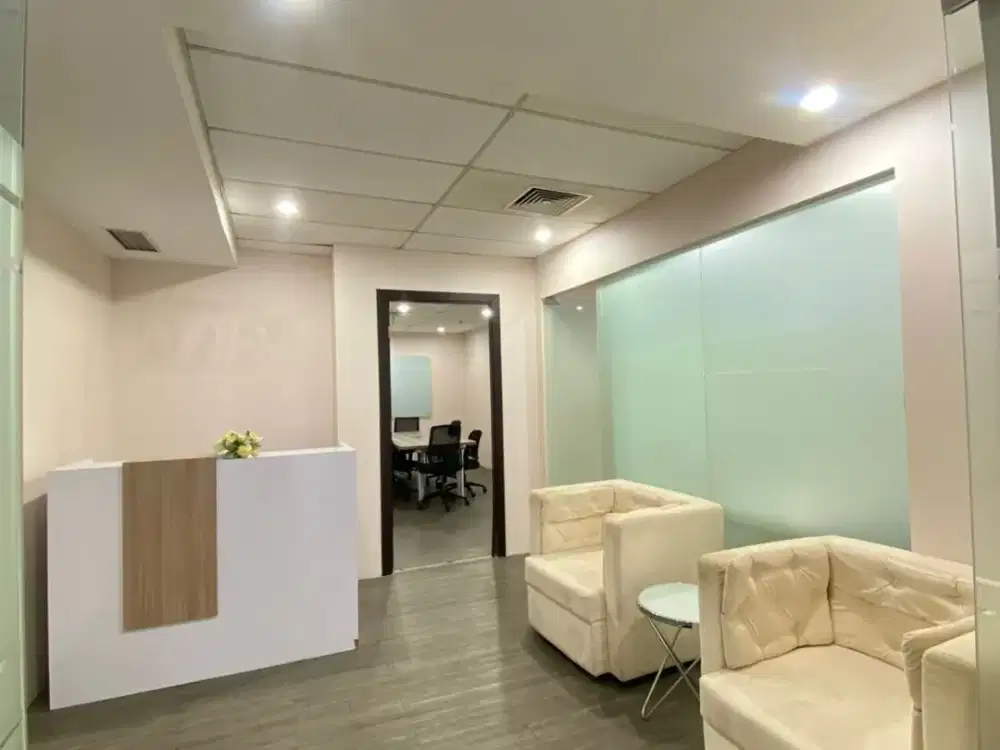 Disewakan Ruang Kantor Fully Furnished Luas 138 – Lantai 12A