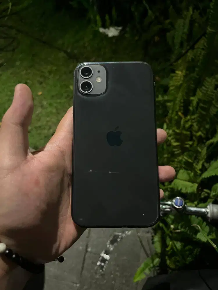 IPHONE 11 128GB Hitam (ALL OPERATOR)
