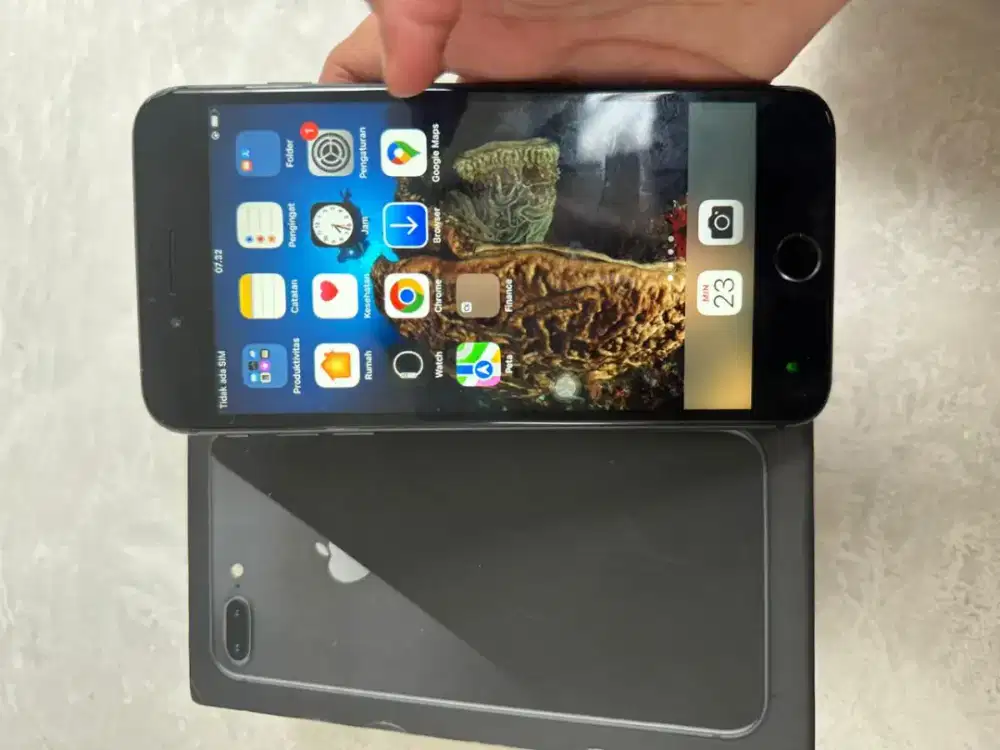 iPhone 8 plus Original tangan Pertama