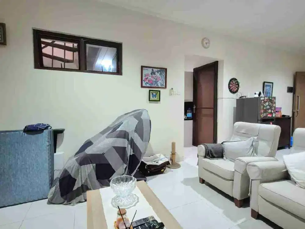Rumah Nyaman Di Kompleks Strategis Bintaro Sektor 9
