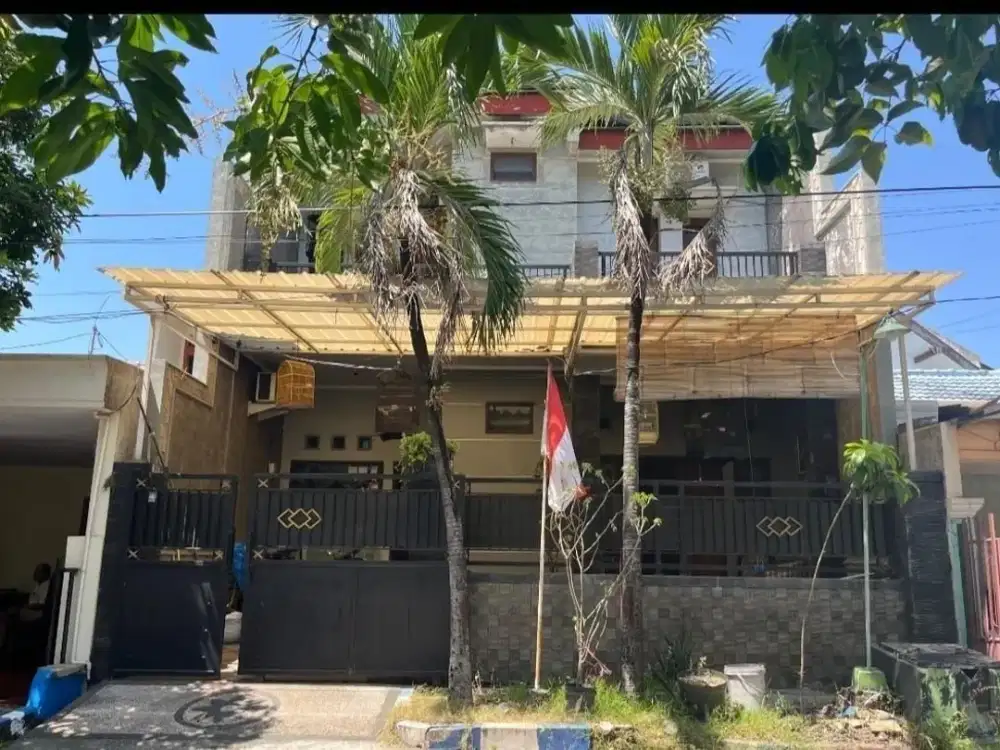 Rumah di Griya Kebraon Utama Surabaya Siap Huni Bagus dan Terawat