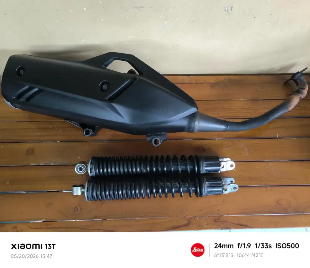 Knalpot dan Shock Belakang Ori PCX