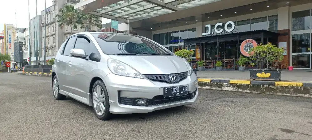 Honda Jazz RS AT 2012
