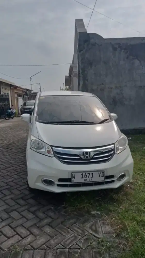 Honda Freed E PSD 2012 MATIC