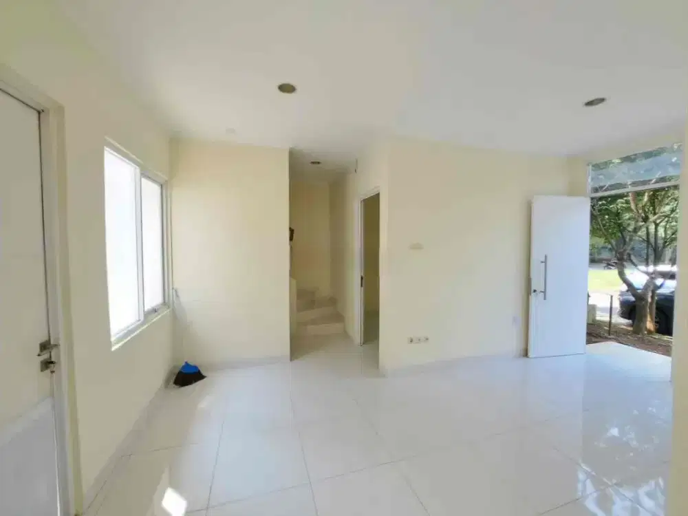 Jual Cepat! Rumah 2 Lantai Serpong Natura City Harga 850 Juta
