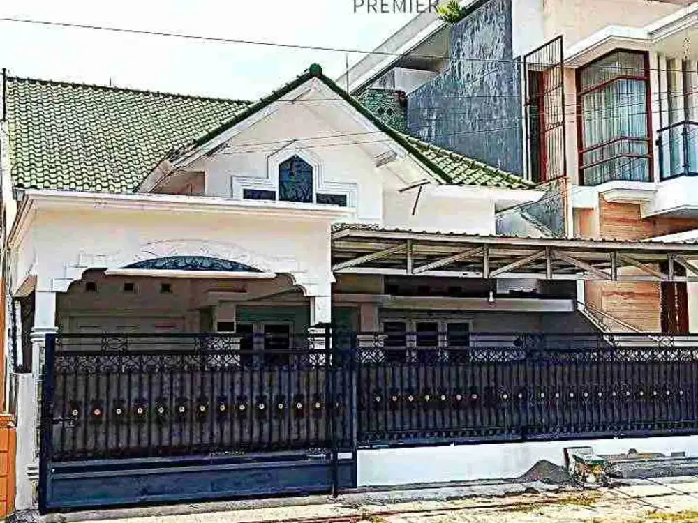 Dijual Rumah Terawat  Siap Huni  di Araya Blok Depan, Blimbing  Malang