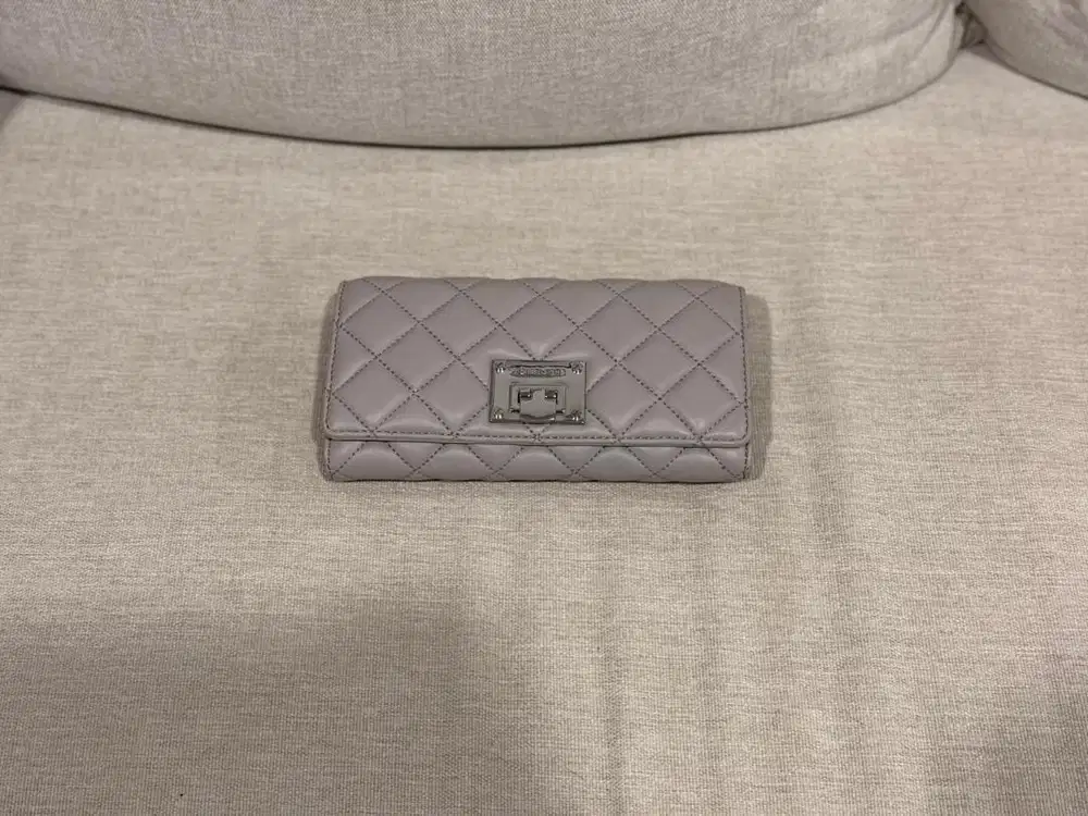 Dompet Michael Kors Astrid Quilted Soft Leather