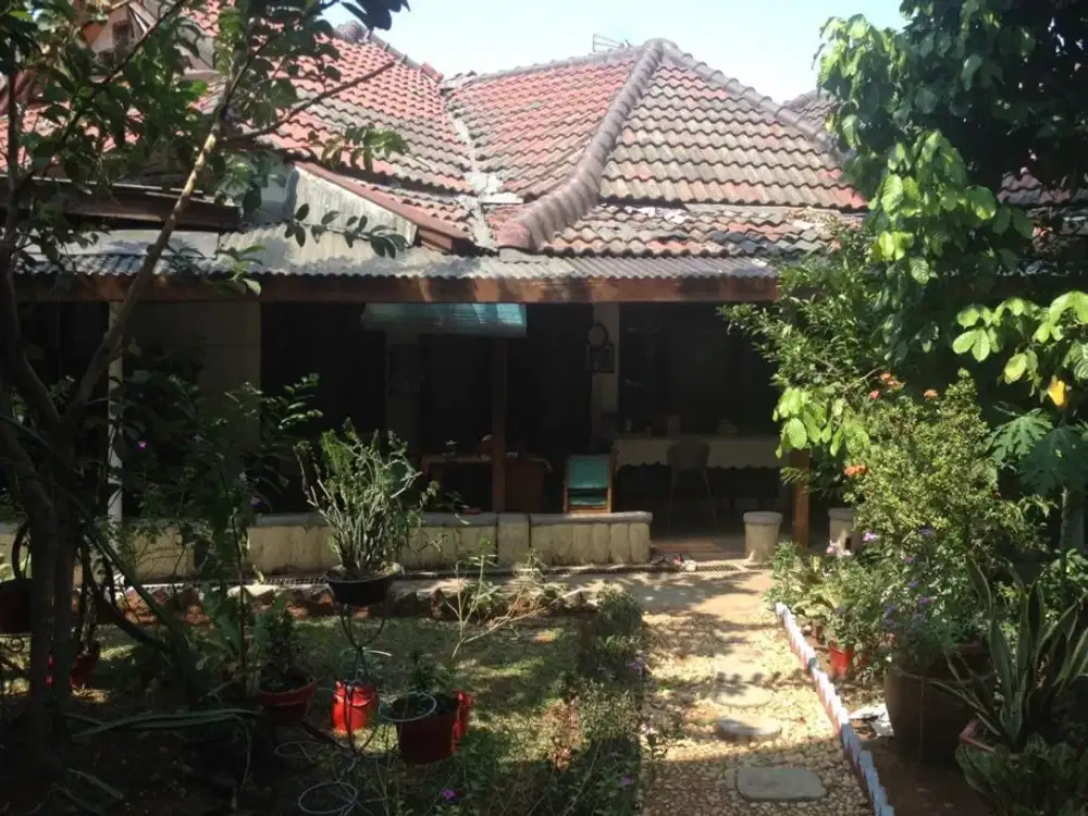 Rumah Gandeng Dekat Toll Di Taman Bougenville Bekasi