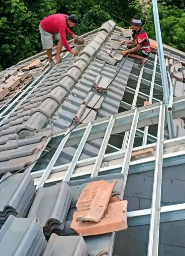 TukanG renovasi atap bocor.dak retak plafon