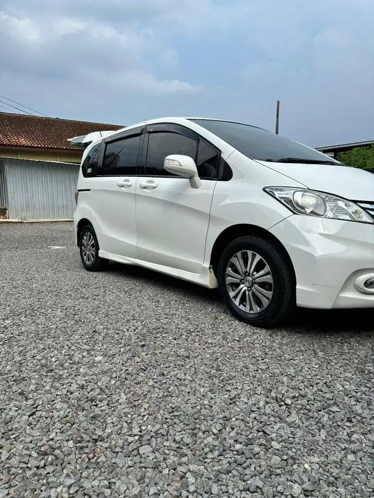 Honda Freed 2016