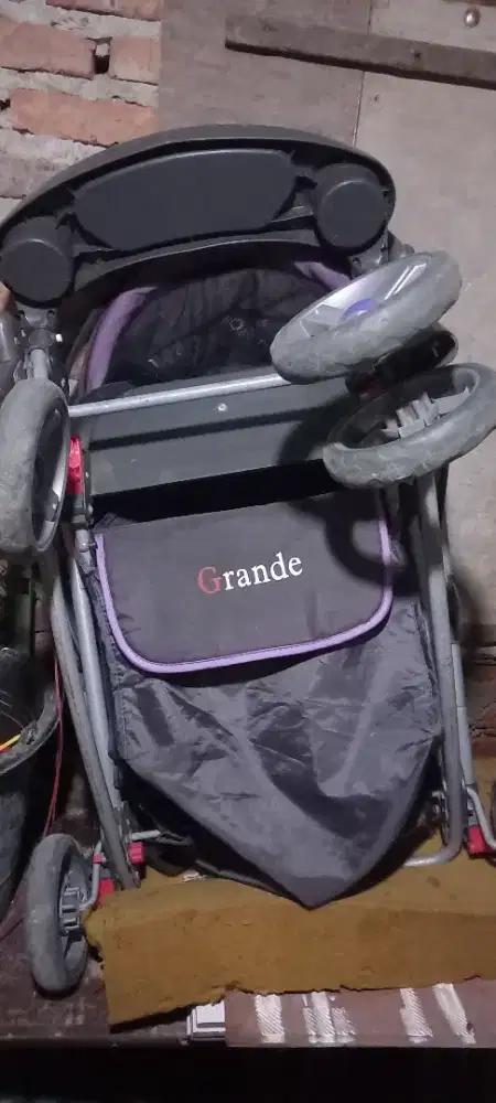 Stroller bayi negoin aja