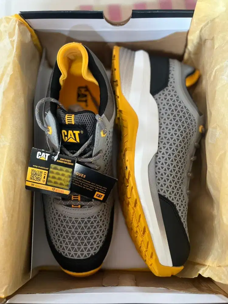 Caterpillar / Sepatu Safety / Safety Shoes