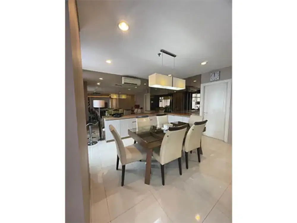 Apartemen Dijual Pantai Mutiara , Luas 150, 3 BR, Di bawah NJOP