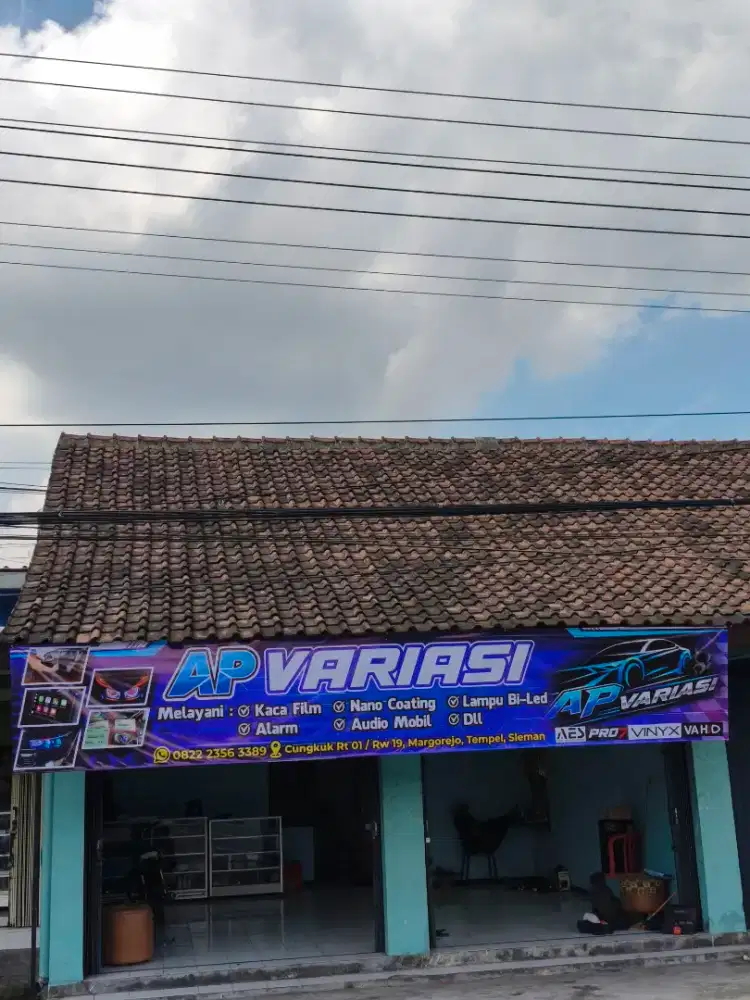 Tempat VARIASI Mobil dan Motor