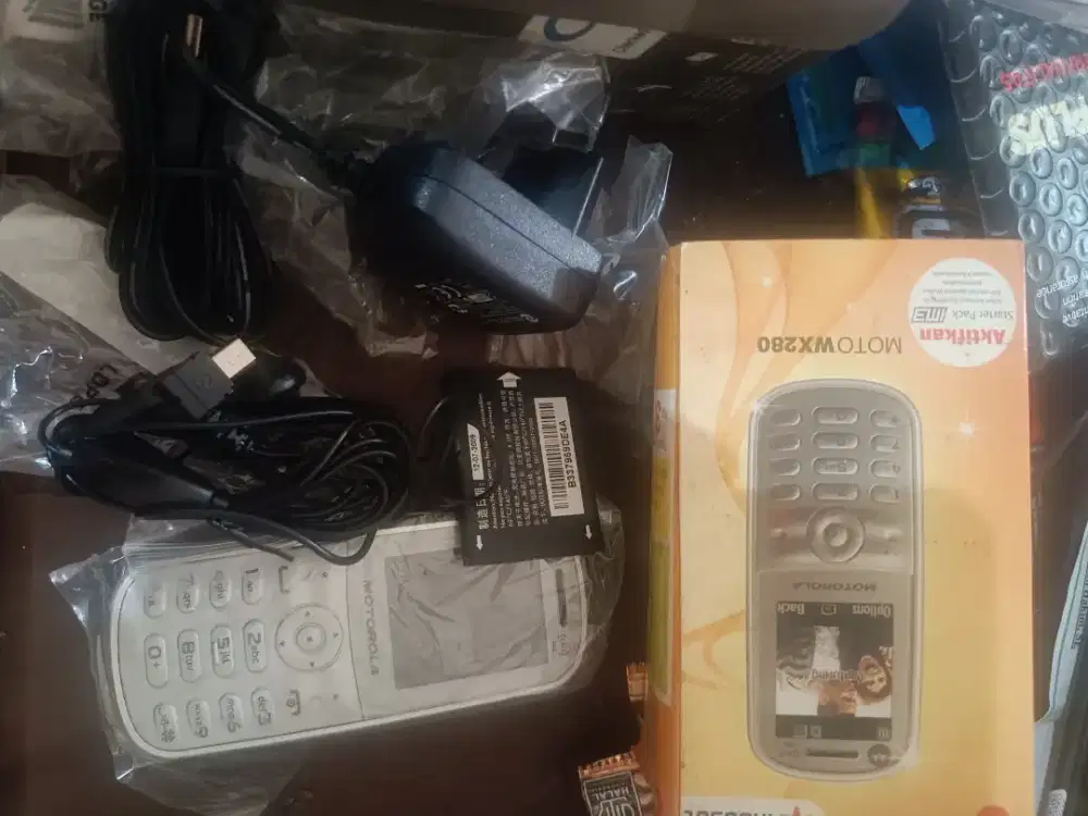 Murah hp Motorola wx 280 LKP mulus